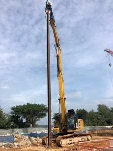 Sheet Pile Driver attached